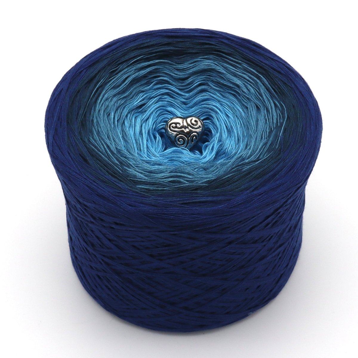 Geheimnisvoller Ozean - Bobbel Wolle und Farbverlaufsgarn von Chiemseegarn
