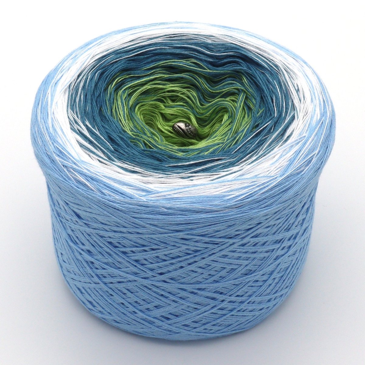 Niagara Falls - Bobbel Wolle und Farbverlaufsgarn von Chiemseegarn