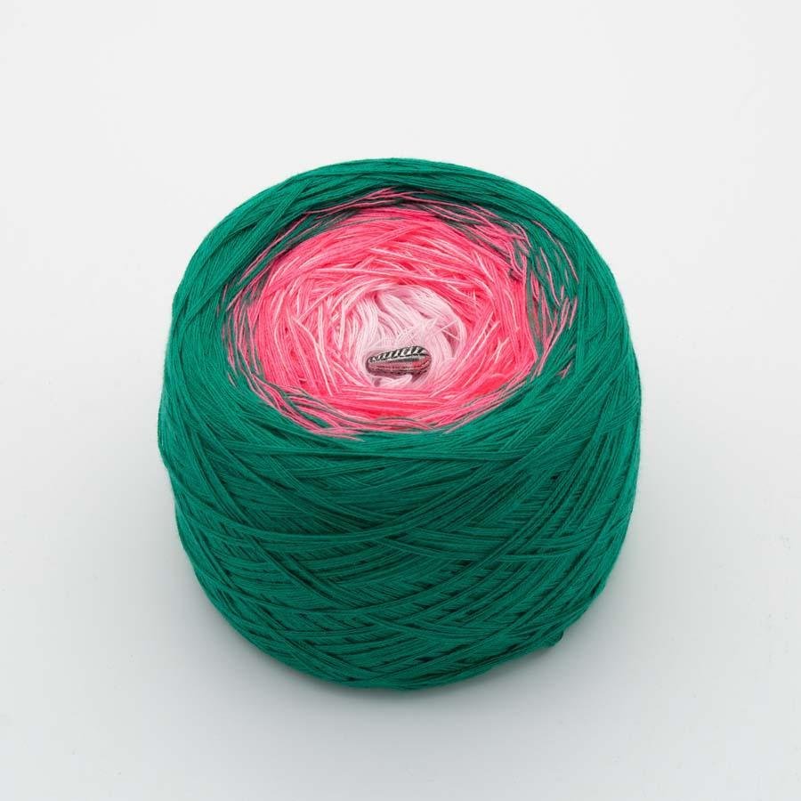 Pfingstrosenstrauß - Bobbel Wolle und Farbverlaufsgarn von Chiemseegarn