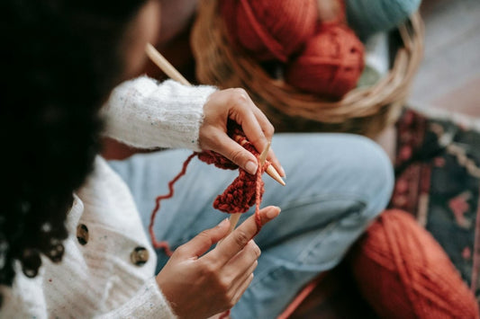 Perfekt gestrickt: Anleitung für Stulpen Damen stricken - Chiemseegarn