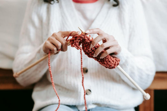 Schönheit im Detail: Ballett-Stulpen stricken und den Look perfektionieren - Chiemseegarn