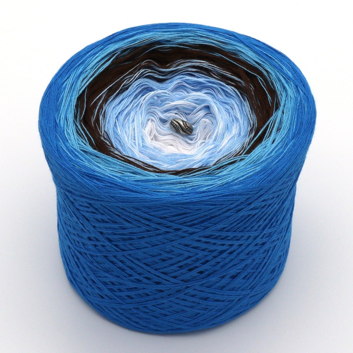 Baum im Winter - Bobbel Wolle und Farbverlaufsgarn von Chiemseegarn