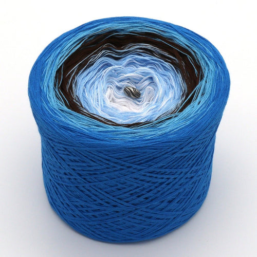 Baum im Winter – Farbverlaufsgarn von Chiemseegarn