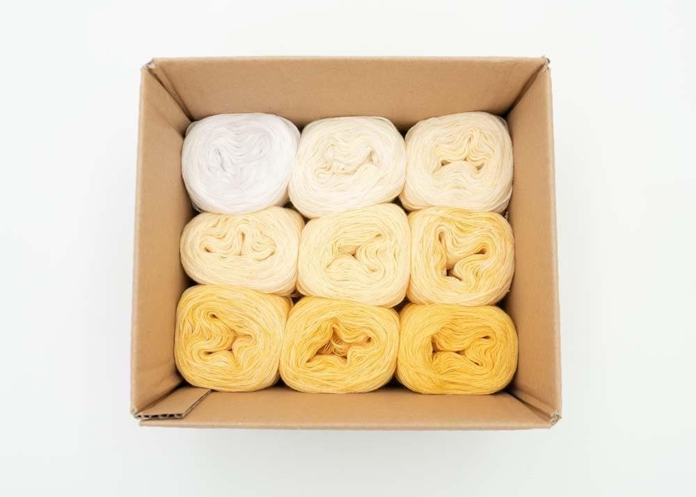 Bobbelkiste mit Farbverlaufsgarnen gelb - Bobbel Wolle und Farbverlaufsgarn von Chiemseegarn