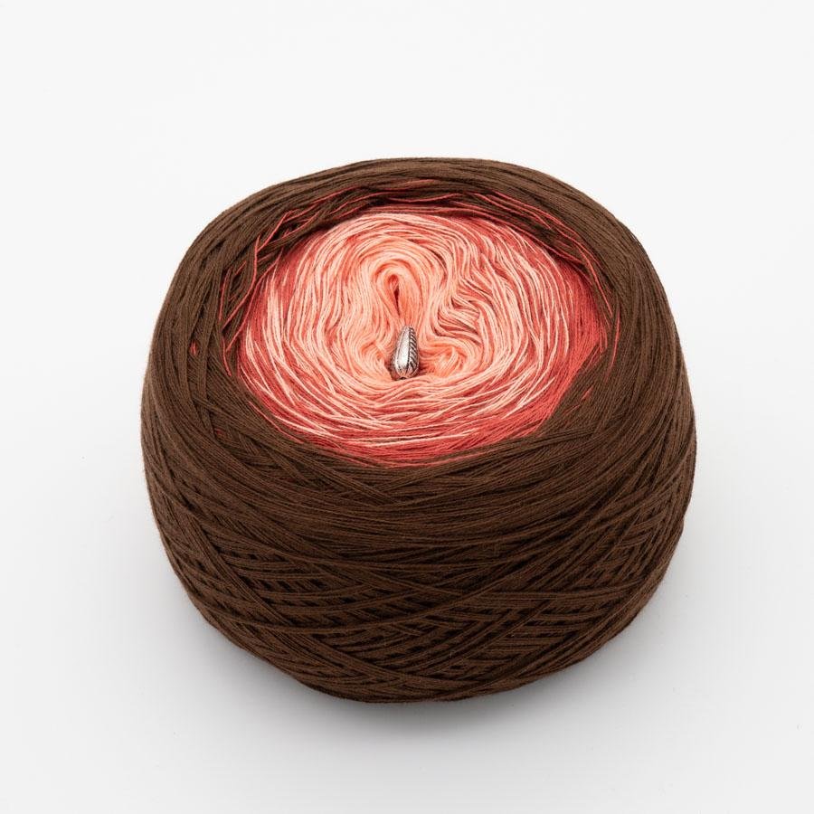Brauner Quarz - Bobbel Wolle und Farbverlaufsgarn von Chiemseegarn