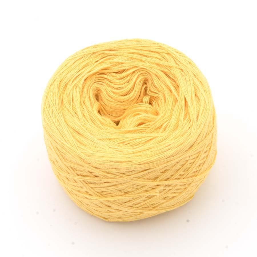 Einfarbiges gefachtes Garn "Gold" - Bobbel Wolle und Farbverlaufsgarn von Chiemseegarn