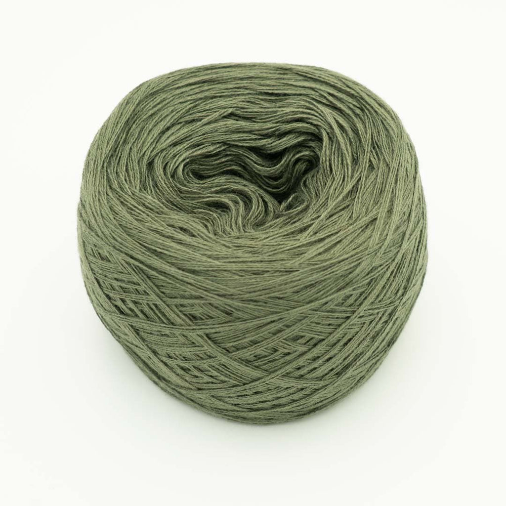 Einfarbiges gefachtes Garn "Khaki" – Einfarbiges Garn von Chiemseegarn