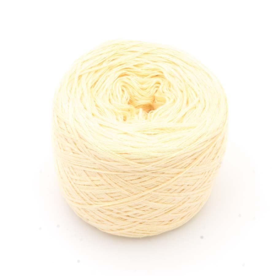 Einfarbiges gefachtes Garn "Vanille" - Bobbel Wolle und Farbverlaufsgarn von Chiemseegarn
