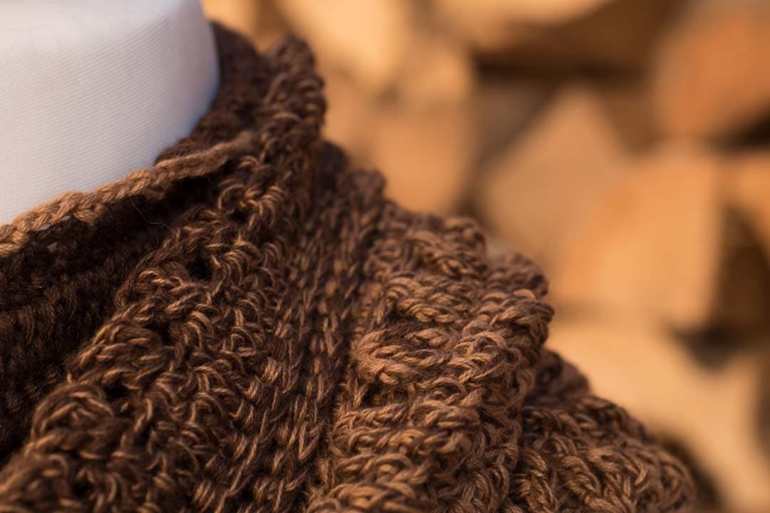 Häkelloop "Herbstlaub" - Bobbel Wolle und Farbverlaufsgarn von Chiemseegarn