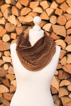 Häkelloop "Herbstlaub" - Bobbel Wolle und Farbverlaufsgarn von Chiemseegarn