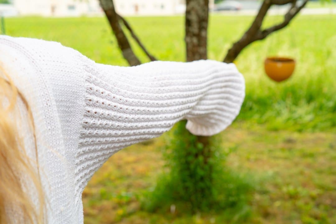 Pullover "Weiße Rosen" - Bobbel Wolle und Farbverlaufsgarn von Chiemseegarn