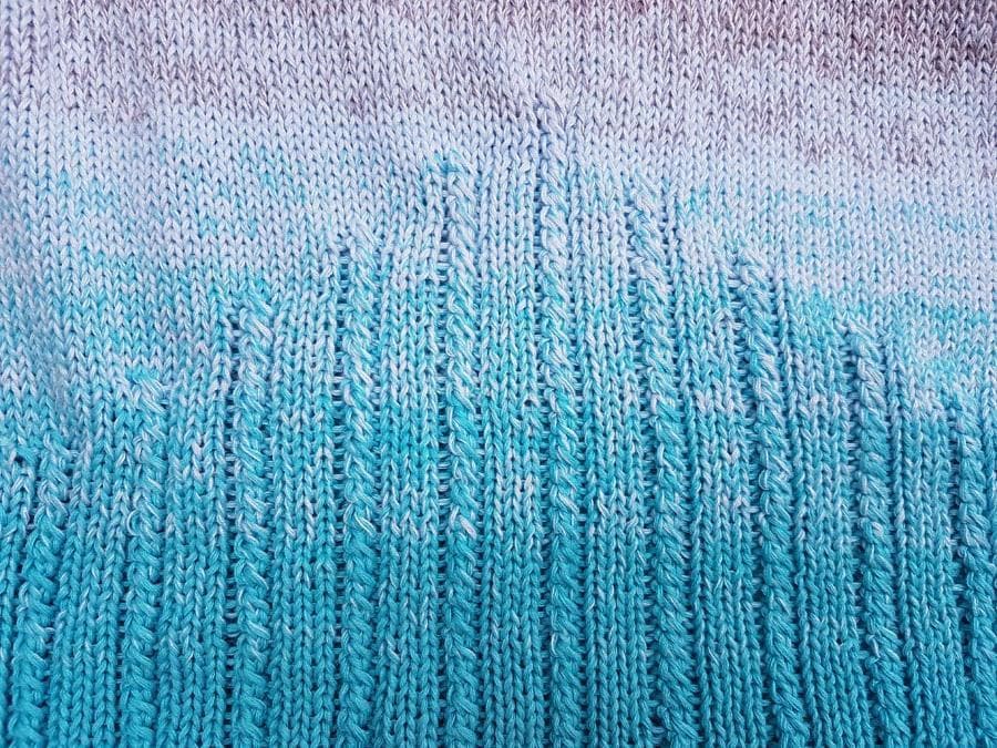 Raglanpullover "Eiskönigin" - Bobbel Wolle und Farbverlaufsgarn von Chiemseegarn