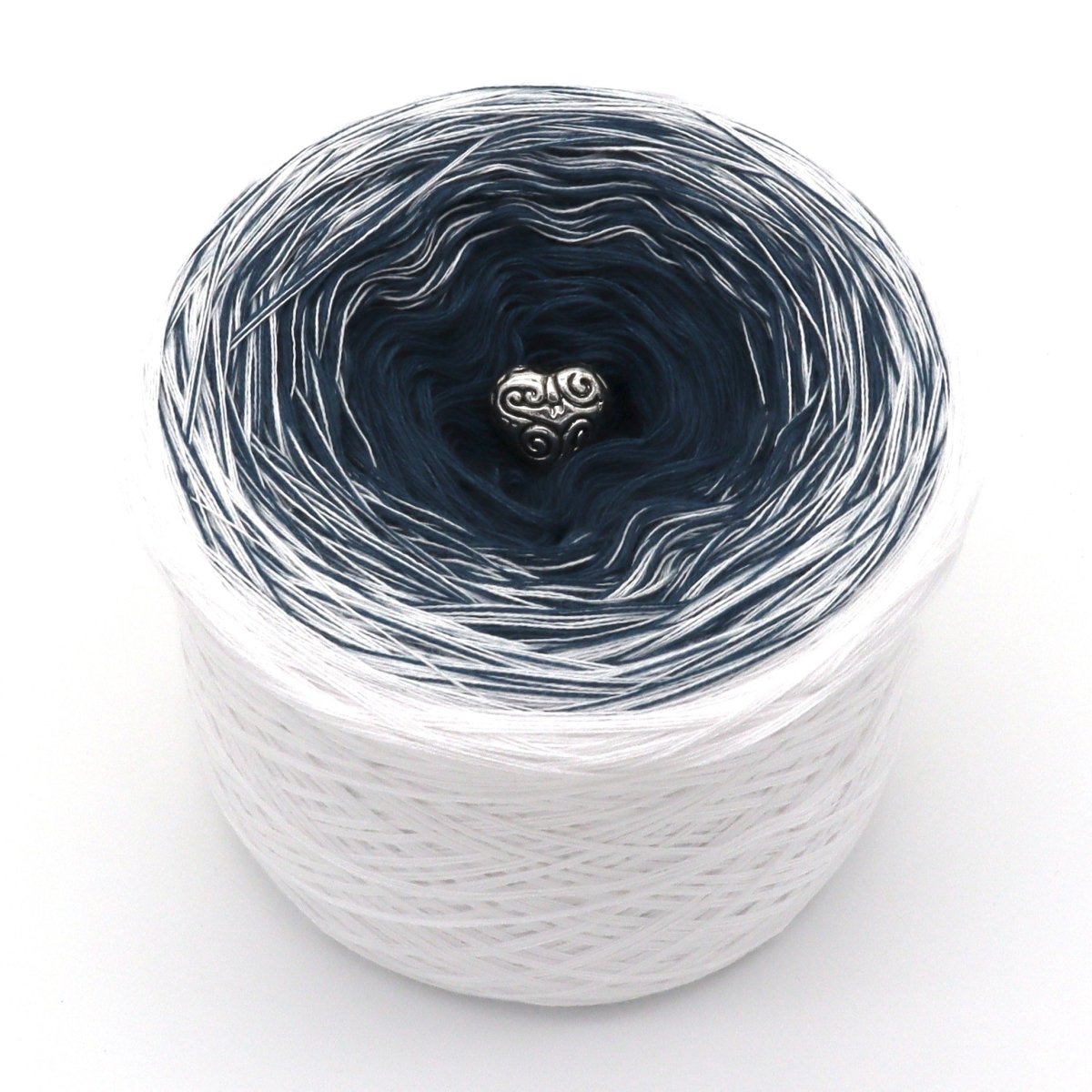 Schneeschmelze - Bobbel Wolle und Farbverlaufsgarn von Chiemseegarn