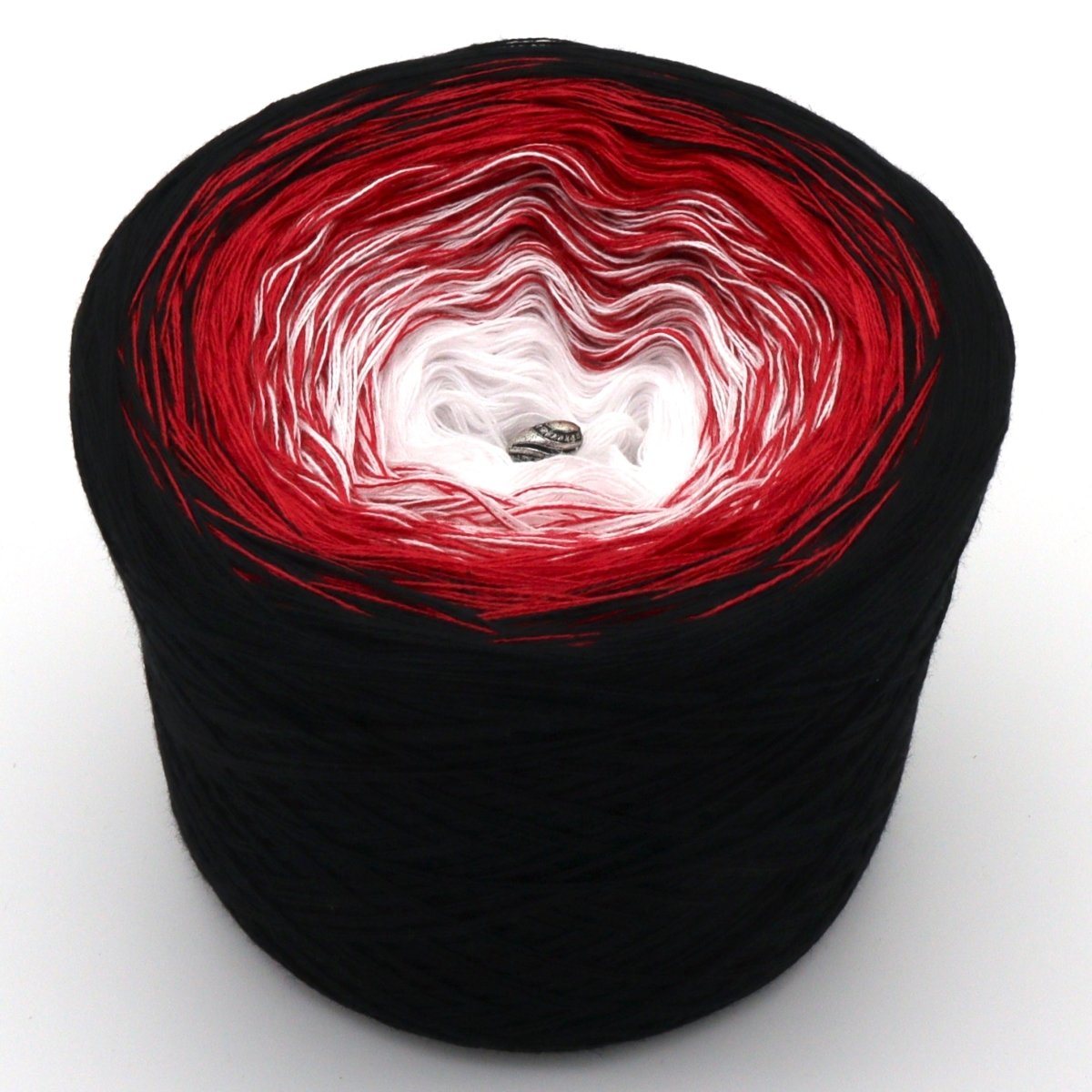 Schneewittchen - Bobbel Wolle und Farbverlaufsgarn von Chiemseegarn