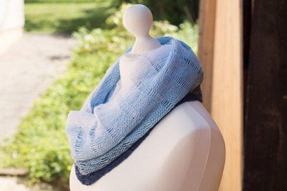 Sommerloop "Chiemseetraum" - Bobbel Wolle und Farbverlaufsgarn von Chiemseegarn