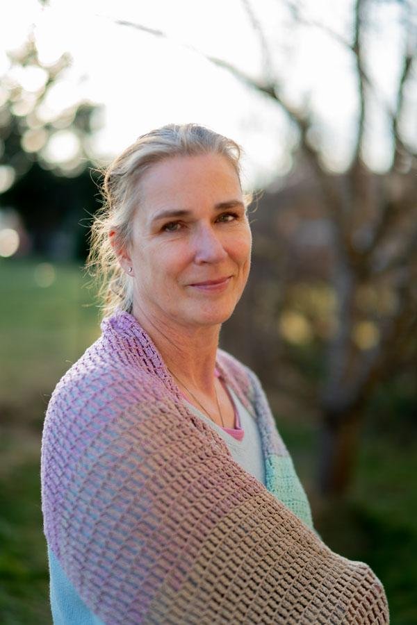 Stola Kleeblüte - Bobbel Wolle und Farbverlaufsgarn von Chiemseegarn