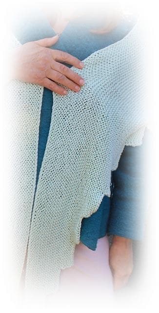 Stricktuch "Clouds" - Bobbel Wolle und Farbverlaufsgarn von Chiemseegarn