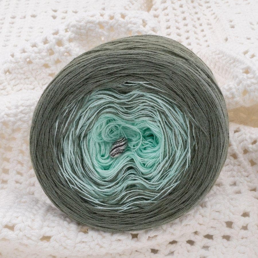 Walchensee - Bobbel Wolle und Farbverlaufsgarn von Chiemseegarn