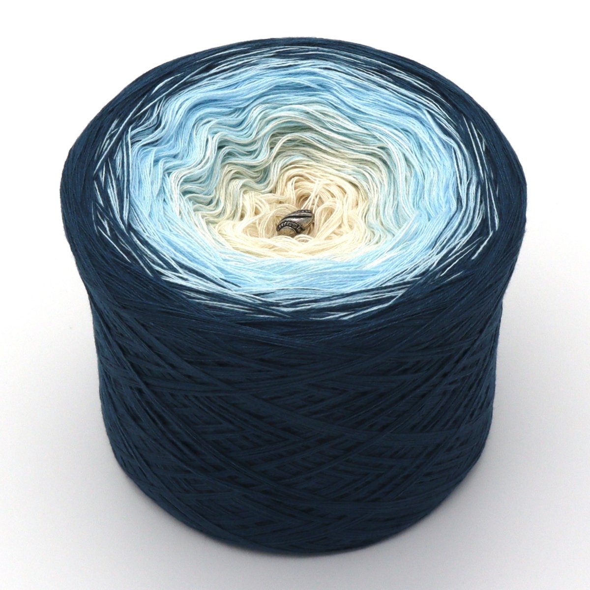 Winterquelle - Bobbel Wolle und Farbverlaufsgarn von Chiemseegarn